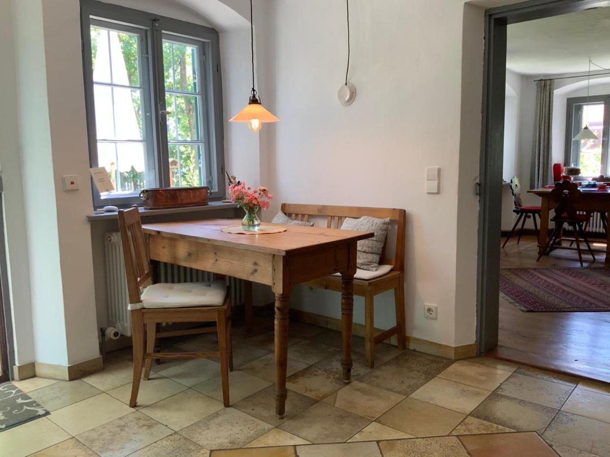 Appartement Benefizium Denklingen - Anno 1713 Extérieur photo